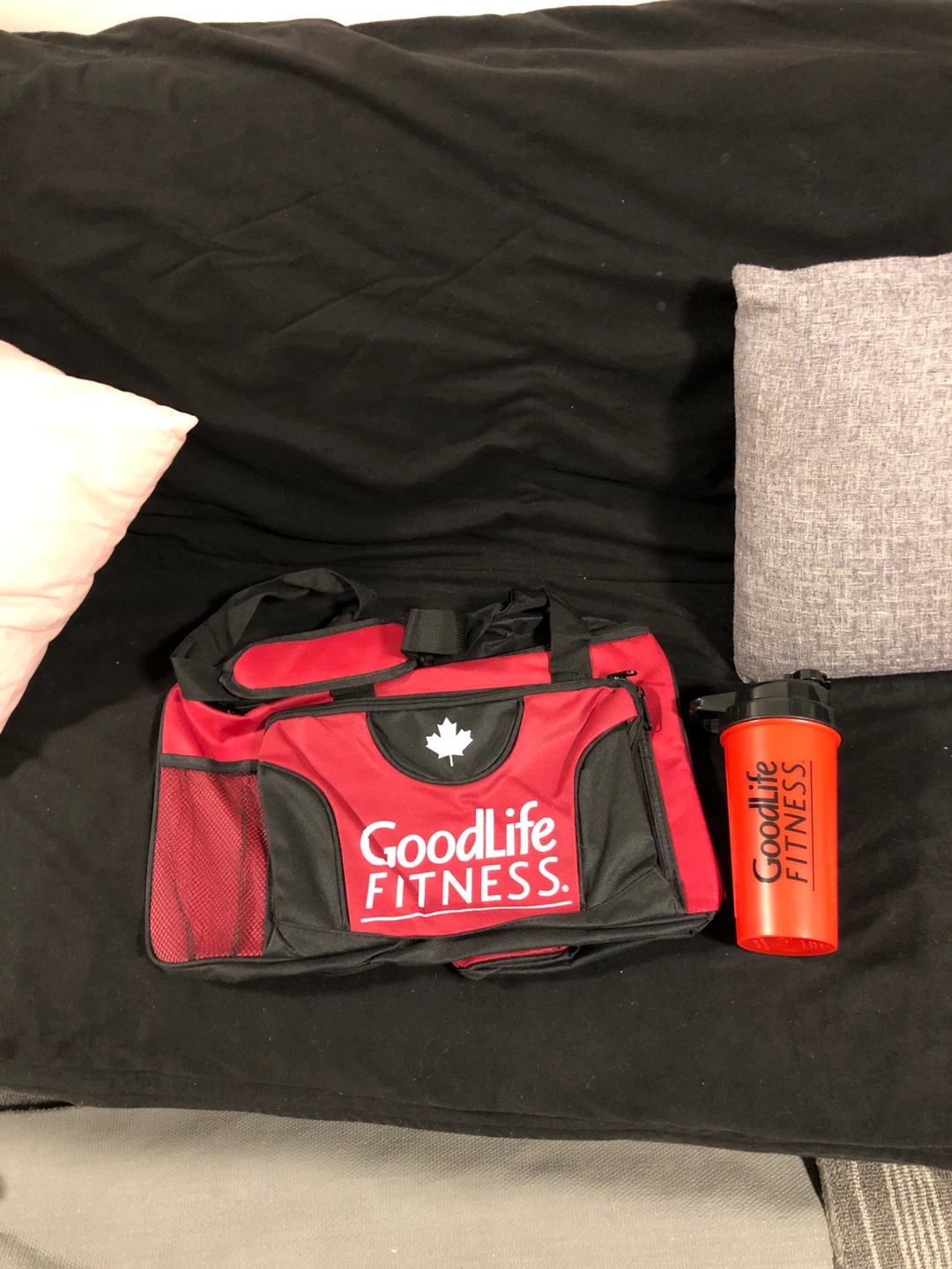 GoodLife Fitness never used Gym Bag & Shaker Bottle