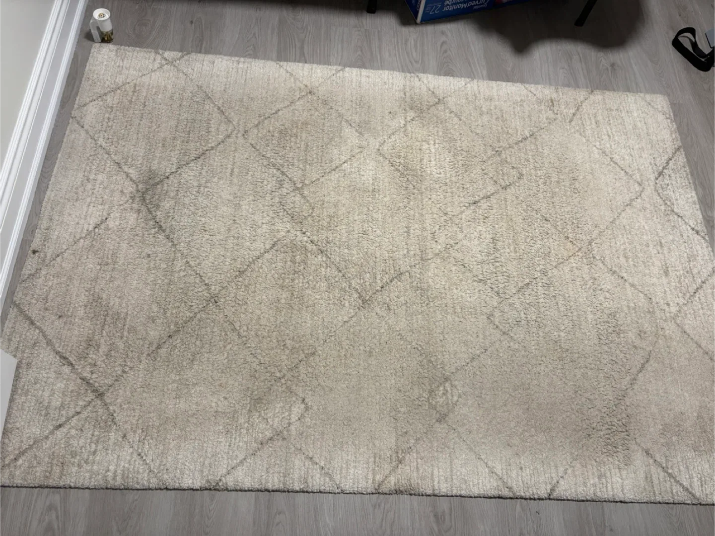 IKEA area rug image indicator(2)