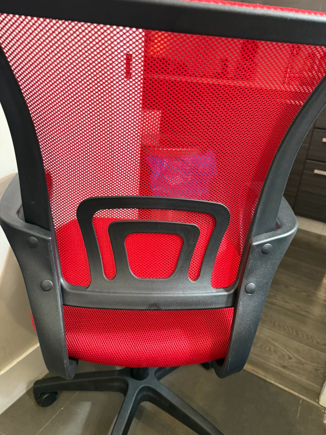 Red Mesh Office Chair NEW - photo 2
