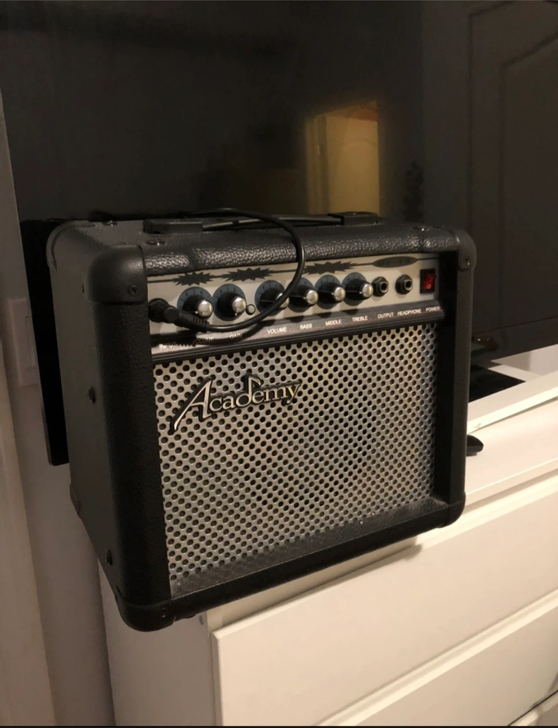 Academy Guitar & Amplifier - photo 3