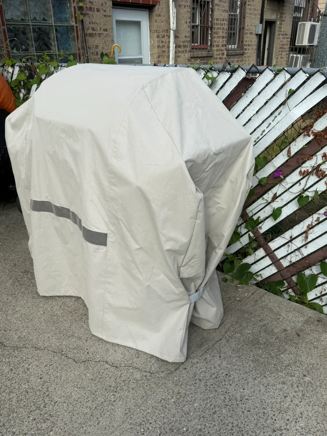 Nexgrill 5-Burner Gas Grill image indicator(3)