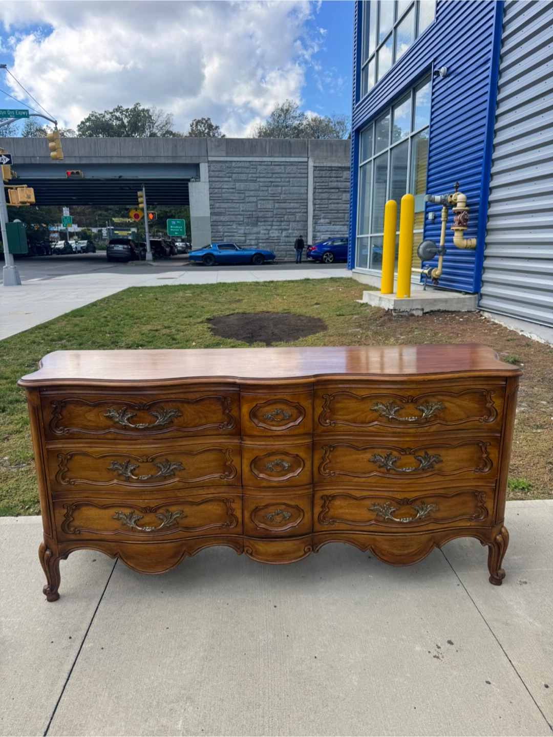 Free delivery frech dresser with mirorr