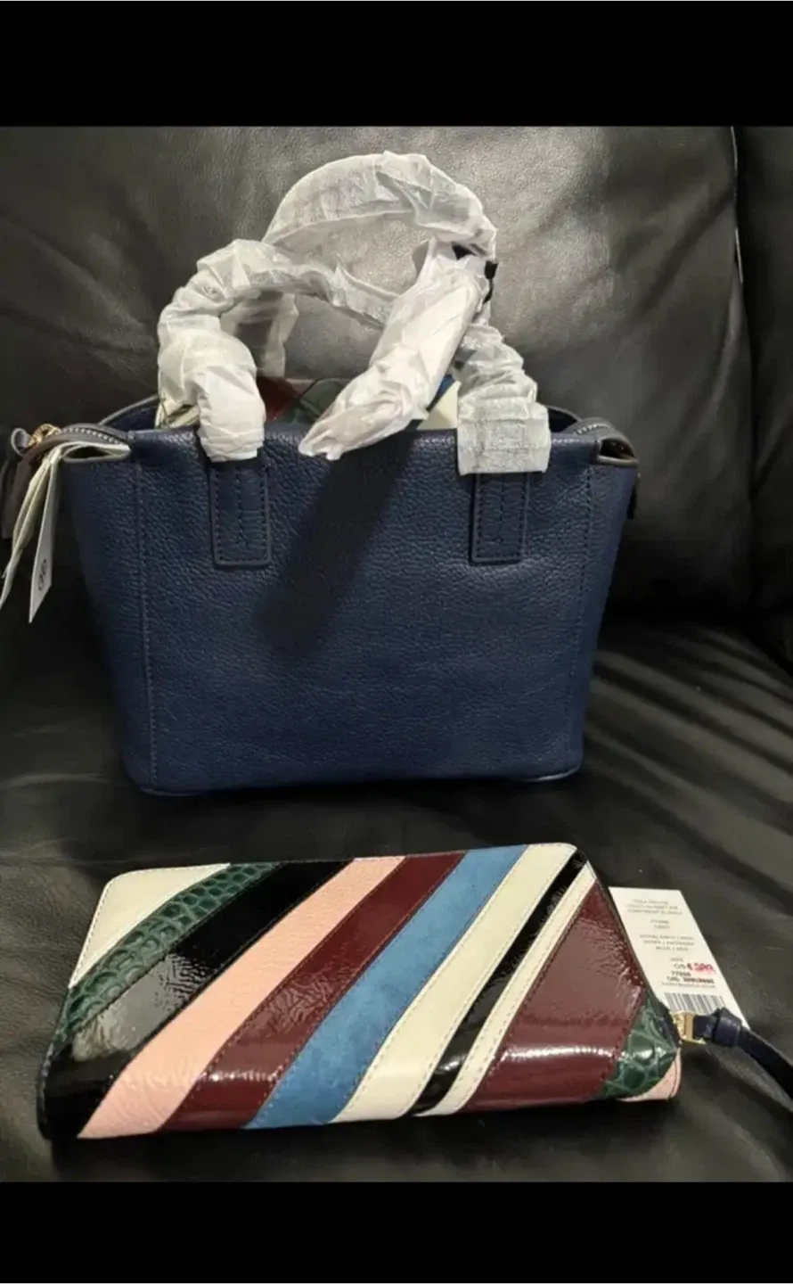 New Thea piece Tory Burch Leather Satchel & Wallet Set image indicator(4)