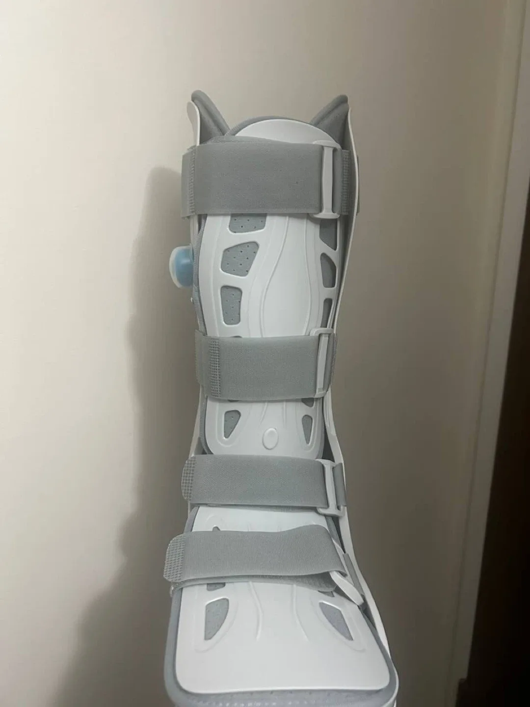 Orthopedic Walking Boot image indicator(2)
