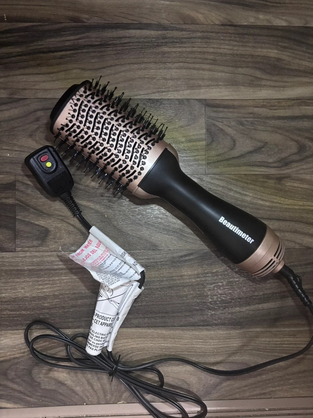 Beautimeter Hair Dryer Brush - Black and Rose Gold image indicator(3)