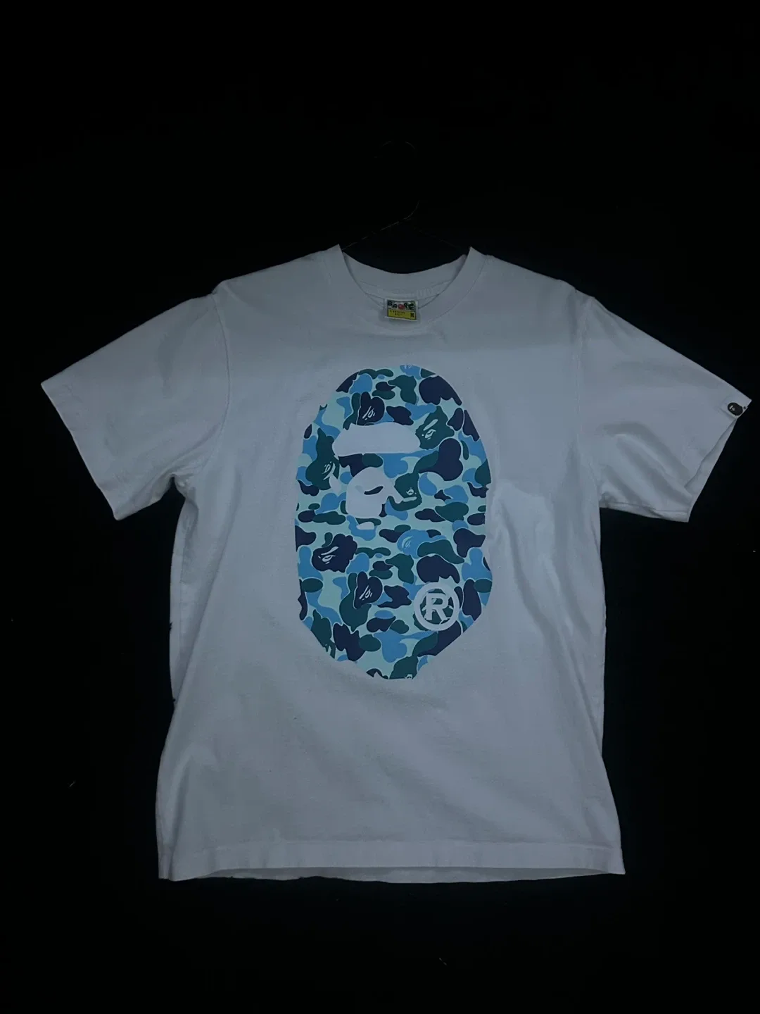 A Bathing Ape (BAPE) T-Shirt - Size M image indicator(2)
