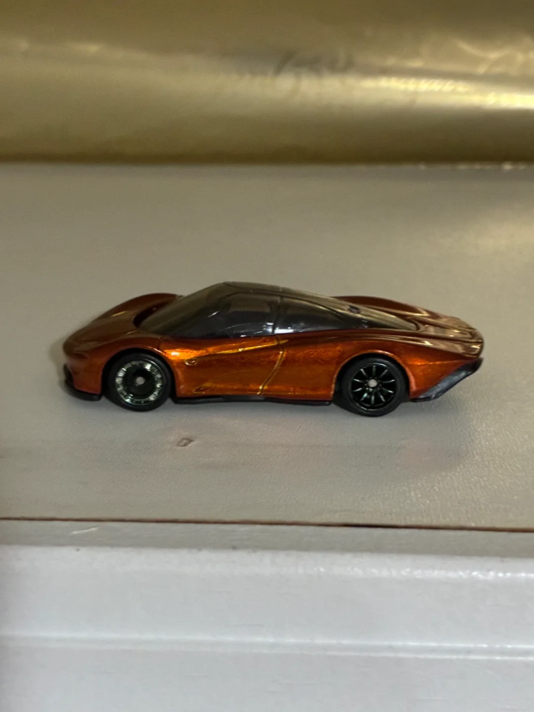 Hot Wheels McLaren Speedtail - SUPER TREASURE thumbnail