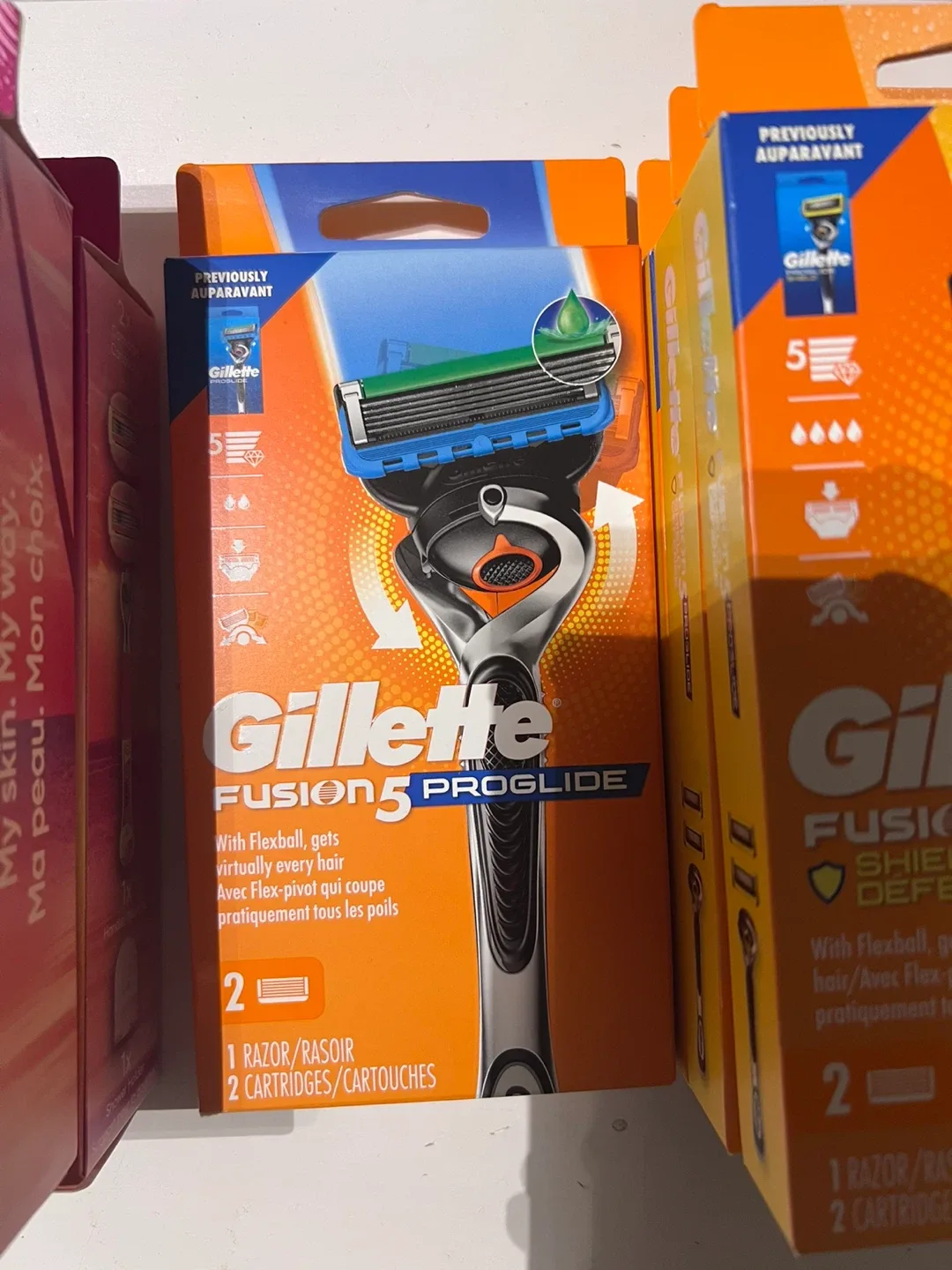 Gillette Razors image indicator(2)