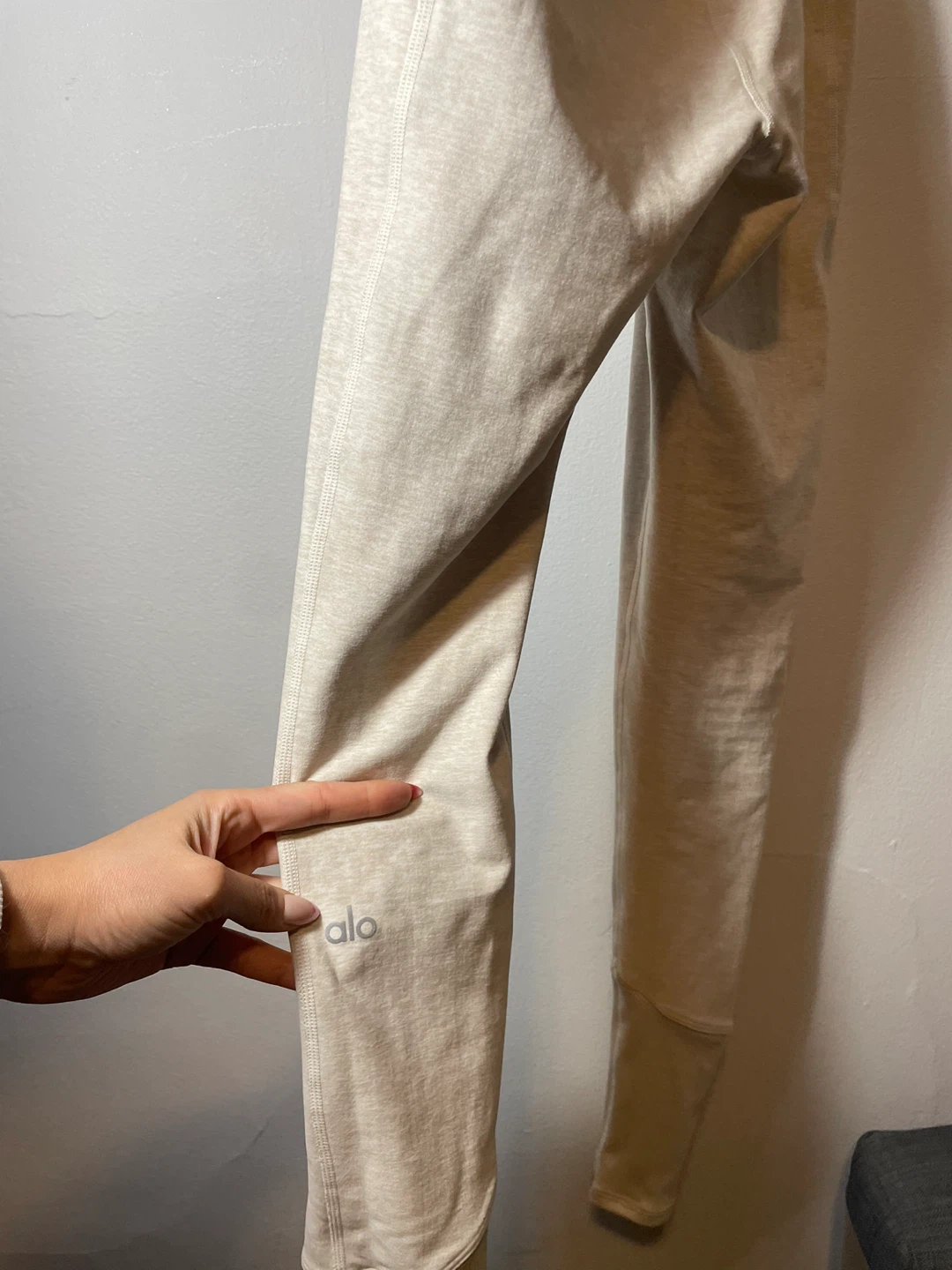ALO Yoga High-Waist Leggings small - photo 2