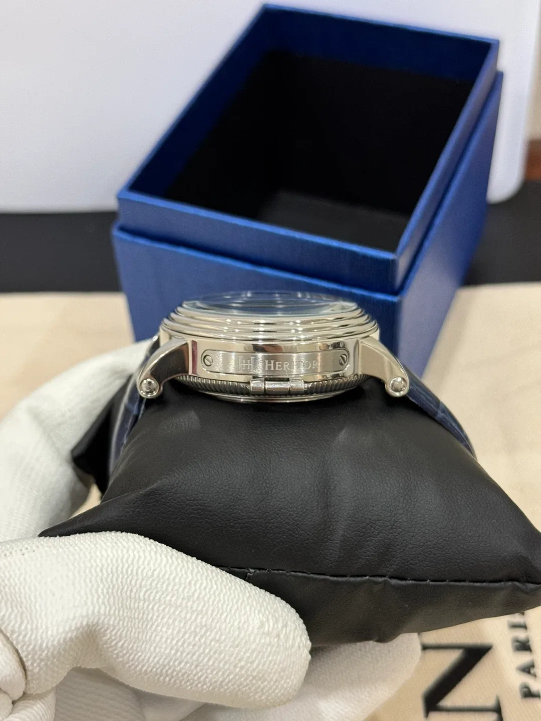 Heritor Automatic Watch, Blue Leather Band image indicator(6)