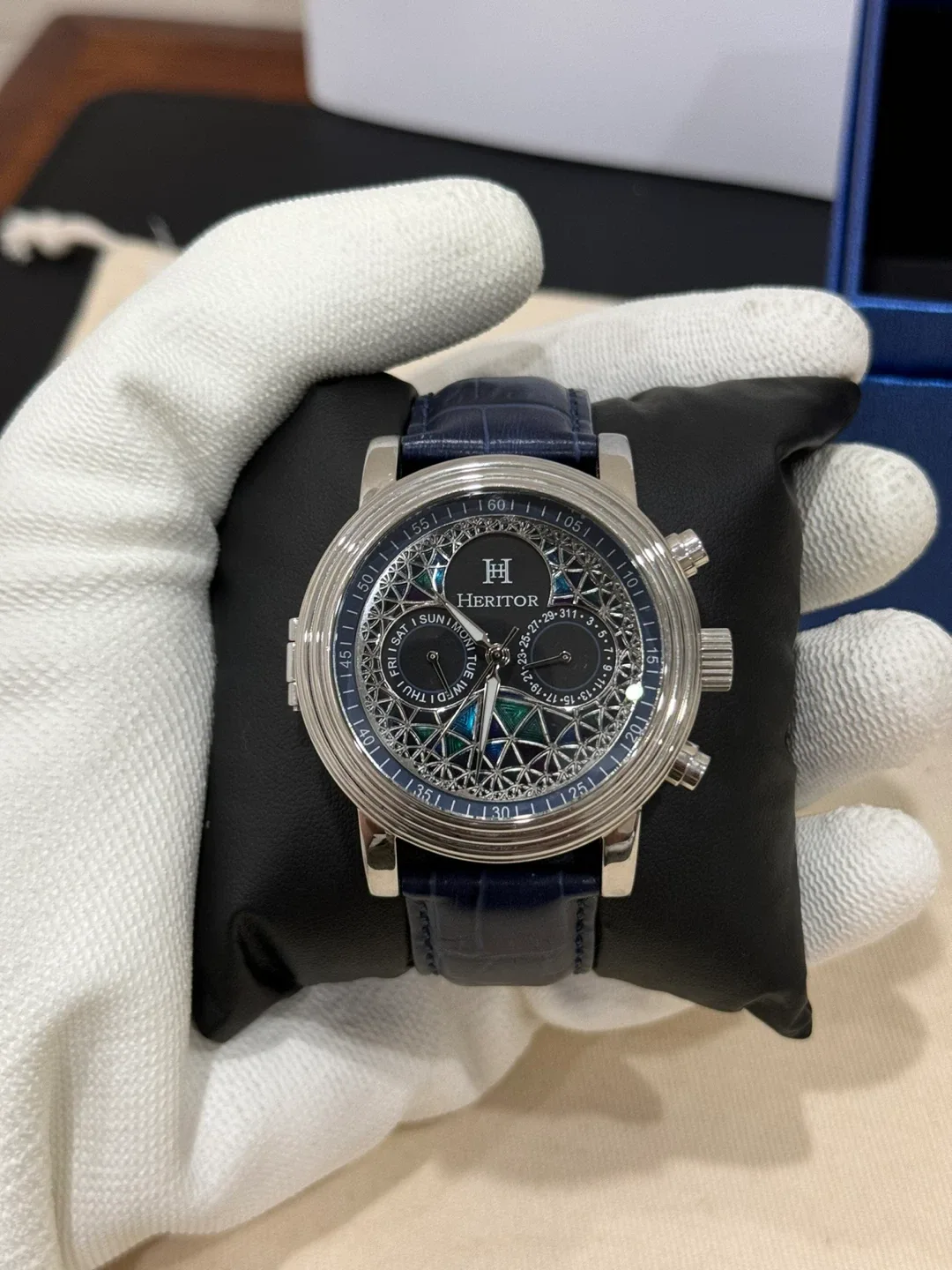 Heritor Automatic Watch, Blue Leather Band image indicator(3)