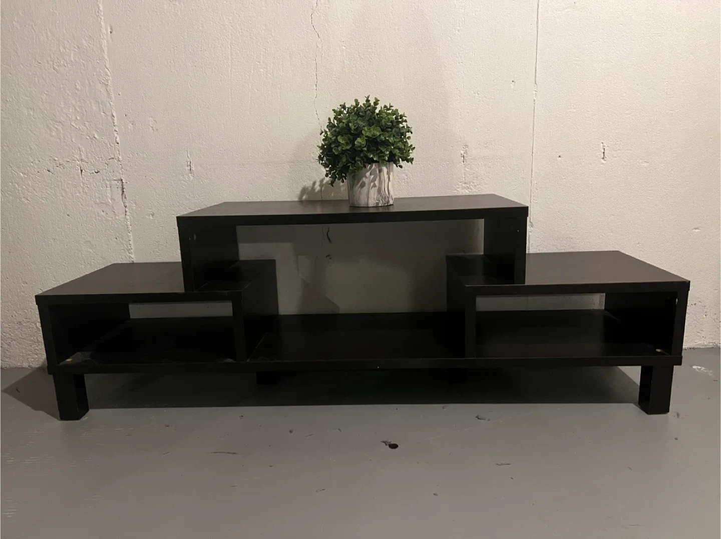 TV Stand image indicator(2)