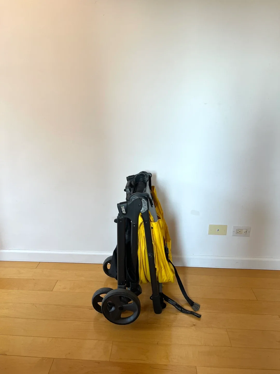 Mamas & Papas UK Stroller - Yellow image indicator(3)