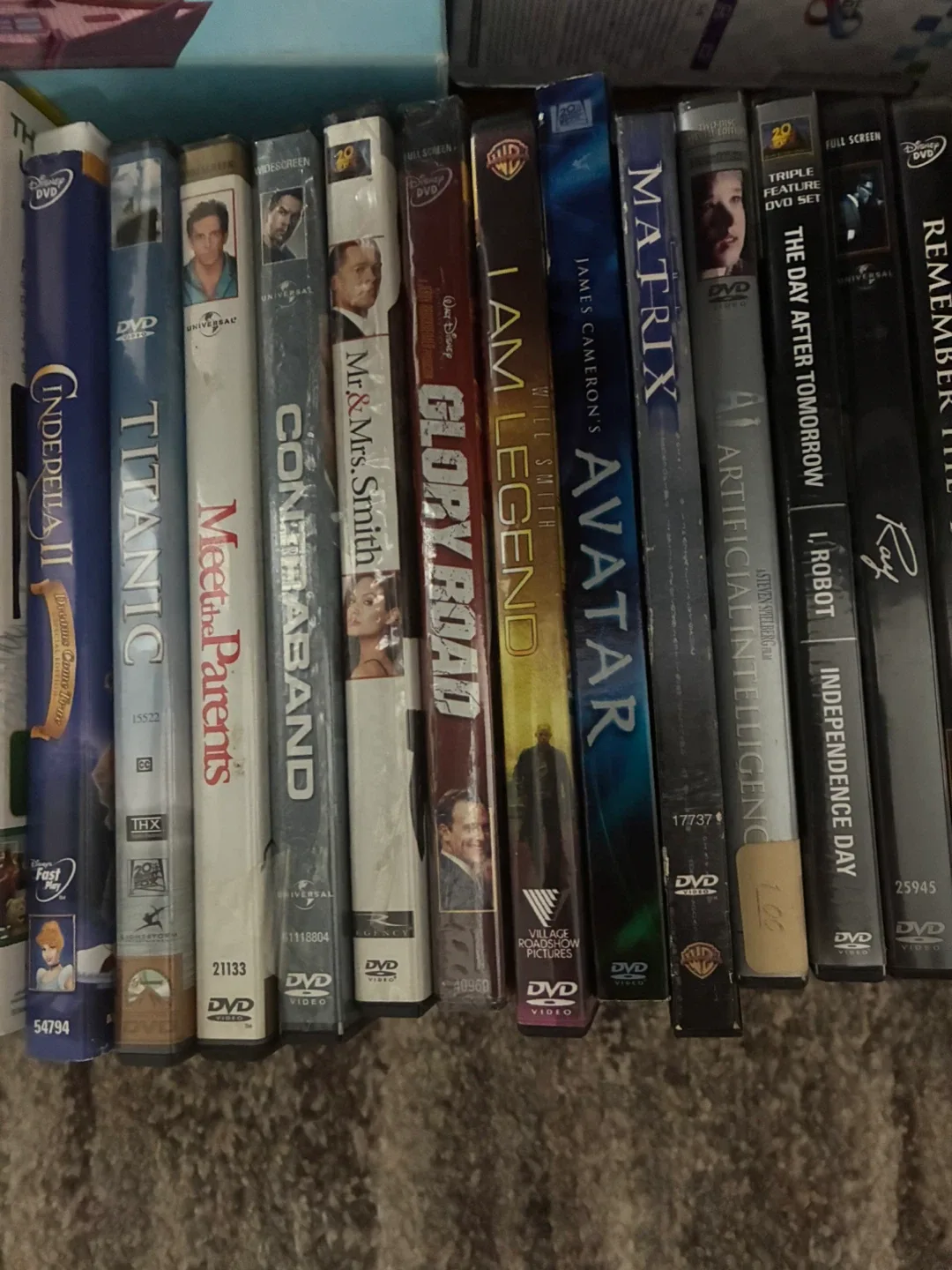 DVD Movie Collection various films image indicator(2)