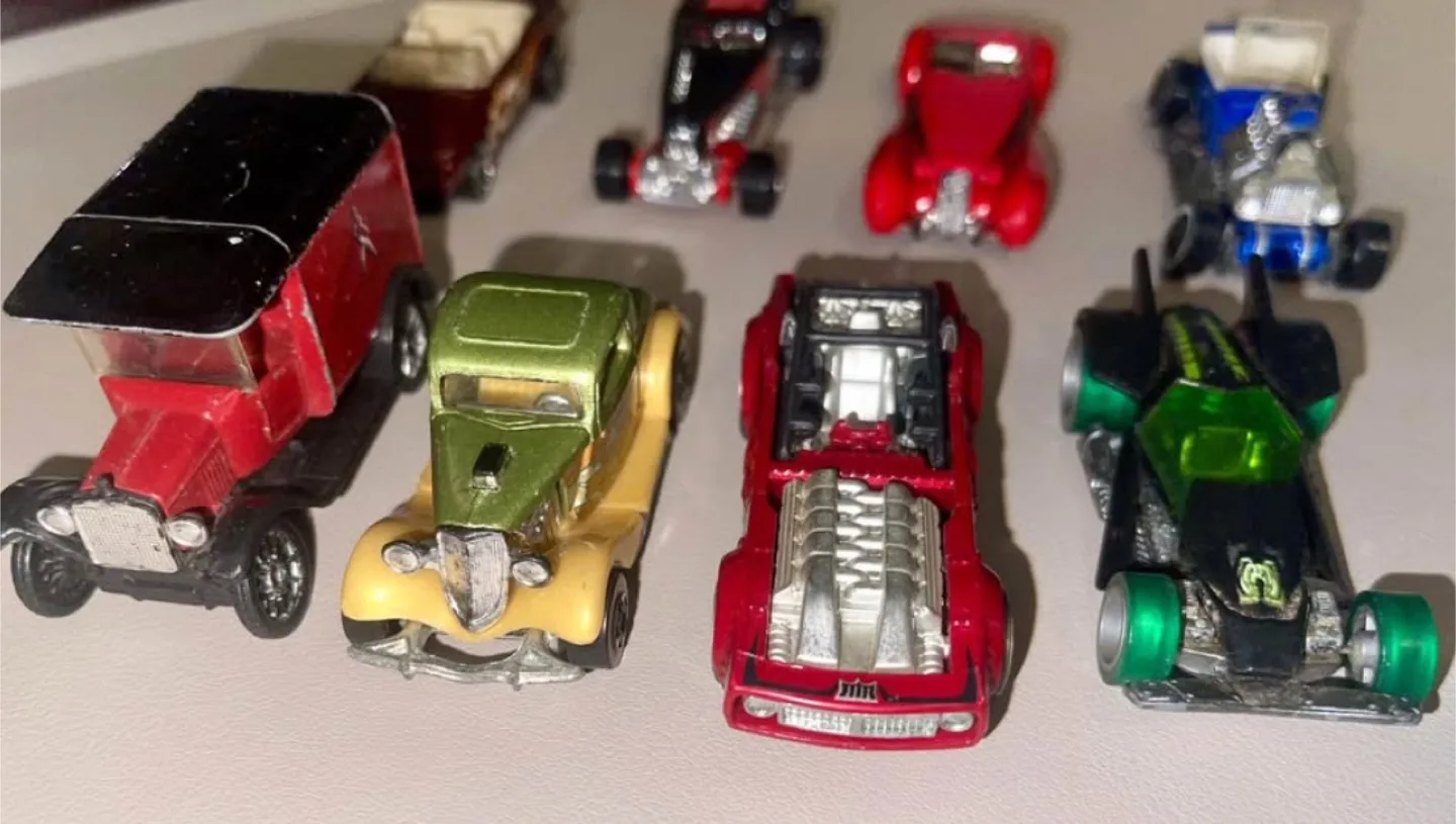 Vintage Hot-wheels image indicator(2)