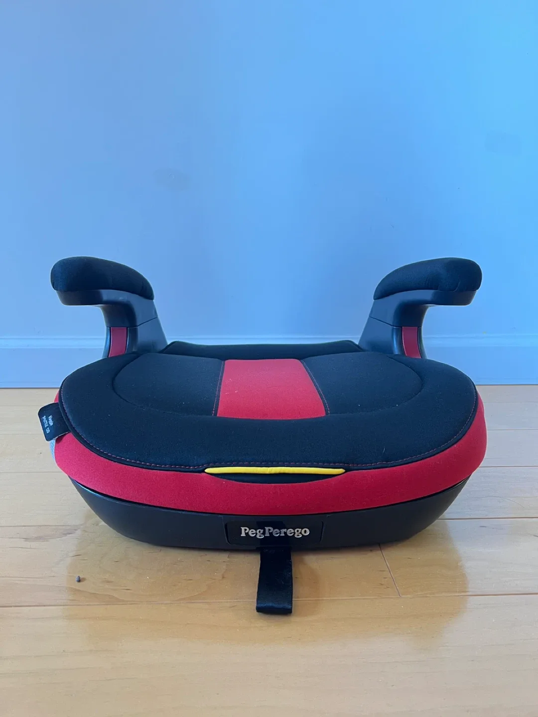 Peg Perego Booster Seat - Black & Red image indicator(2)