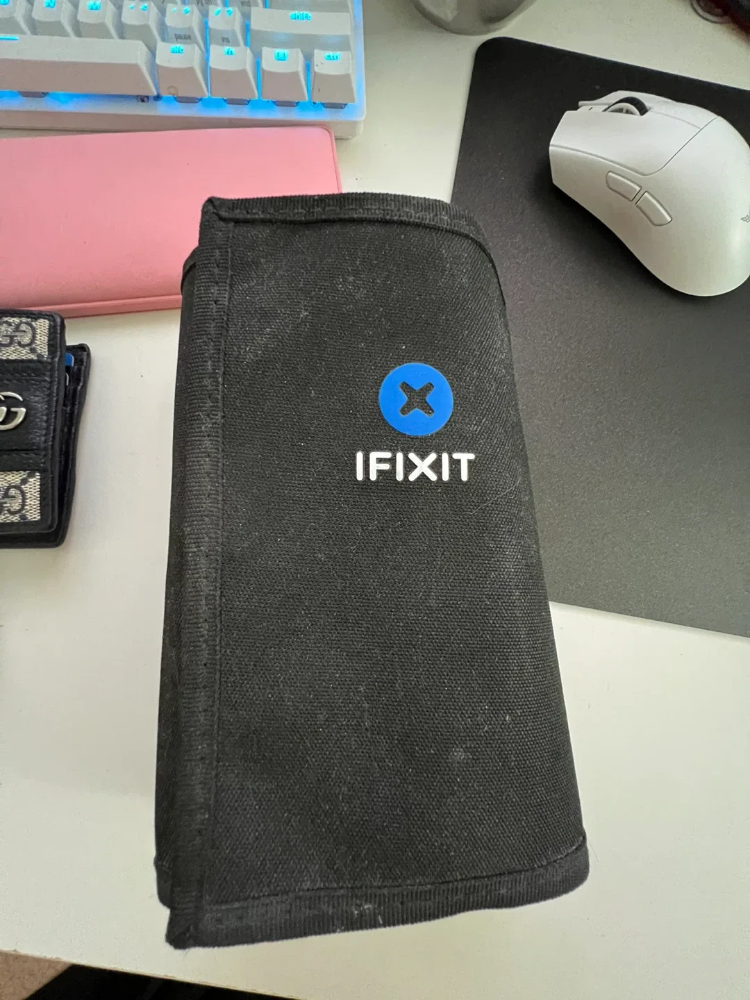 iFixit Mako Driver Kit - Precision Bit Set image indicator(2)