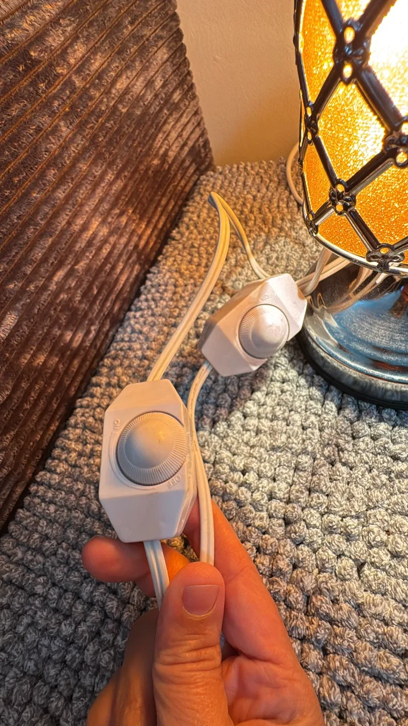 Set of 2 nights Table Lamps image indicator(4)