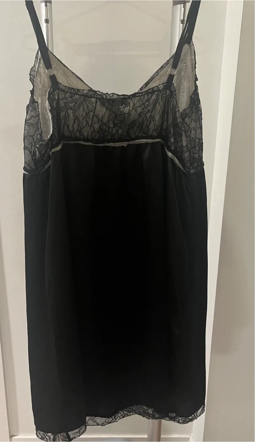 Vera wang (lace black night gown)