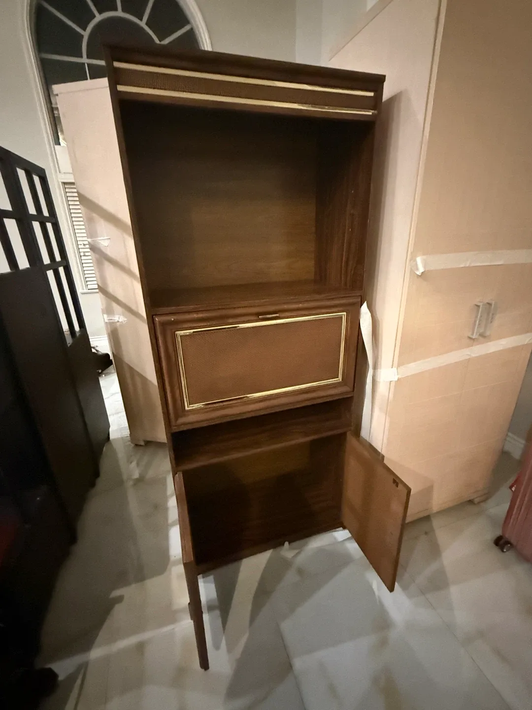 Wooden Secretary Desk with Hutch image indicator(3)