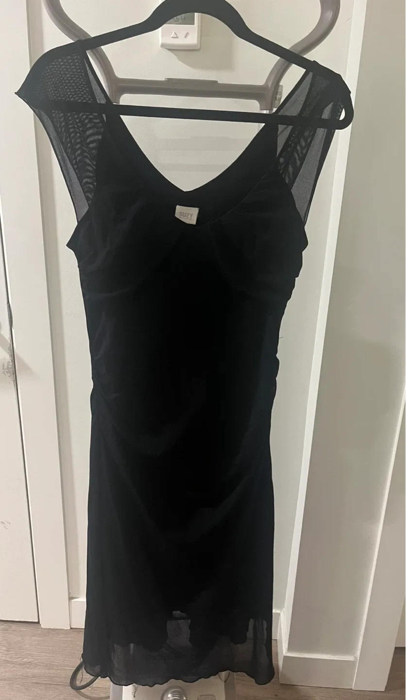Early 2000’s inspired dress (SuzyShier)
