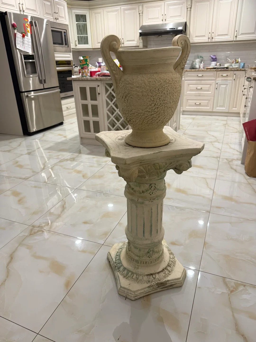 Decorative Urn on Stand thumbnail