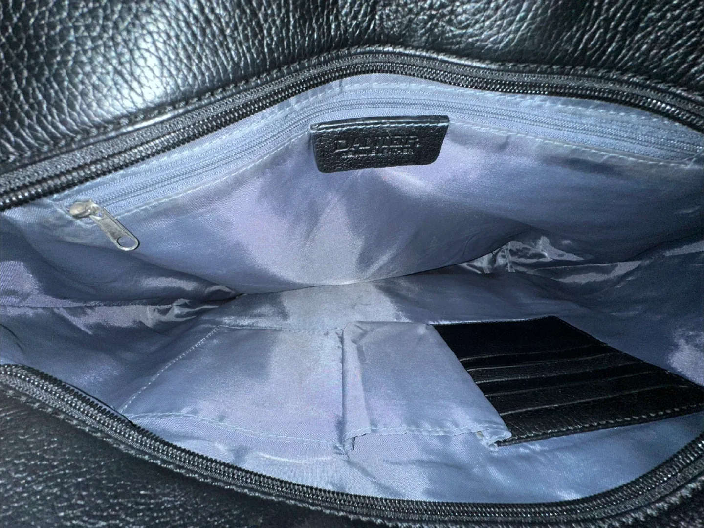 Danier Leather Bag image indicator(5)