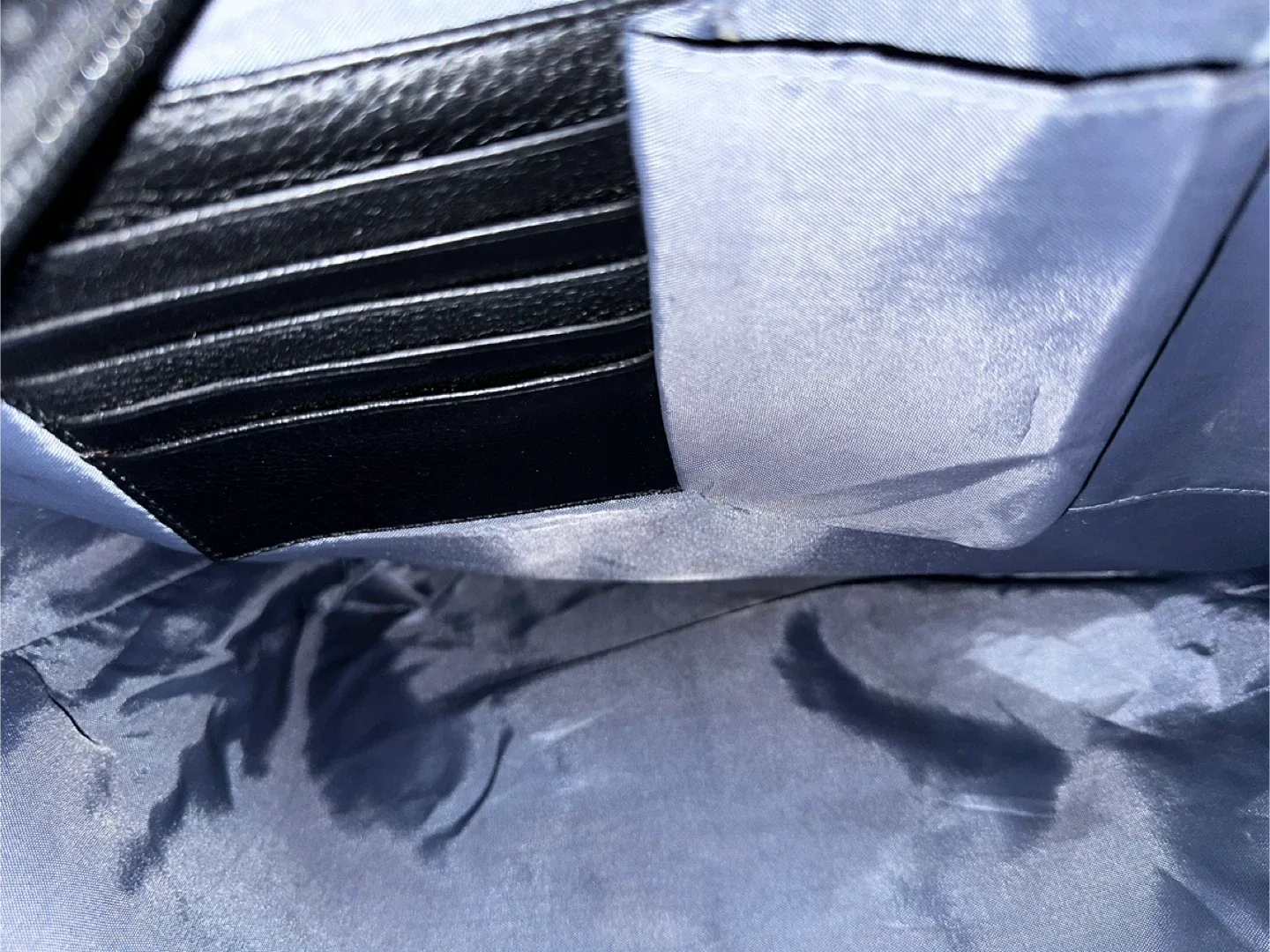 Danier Leather Bag image indicator(4)