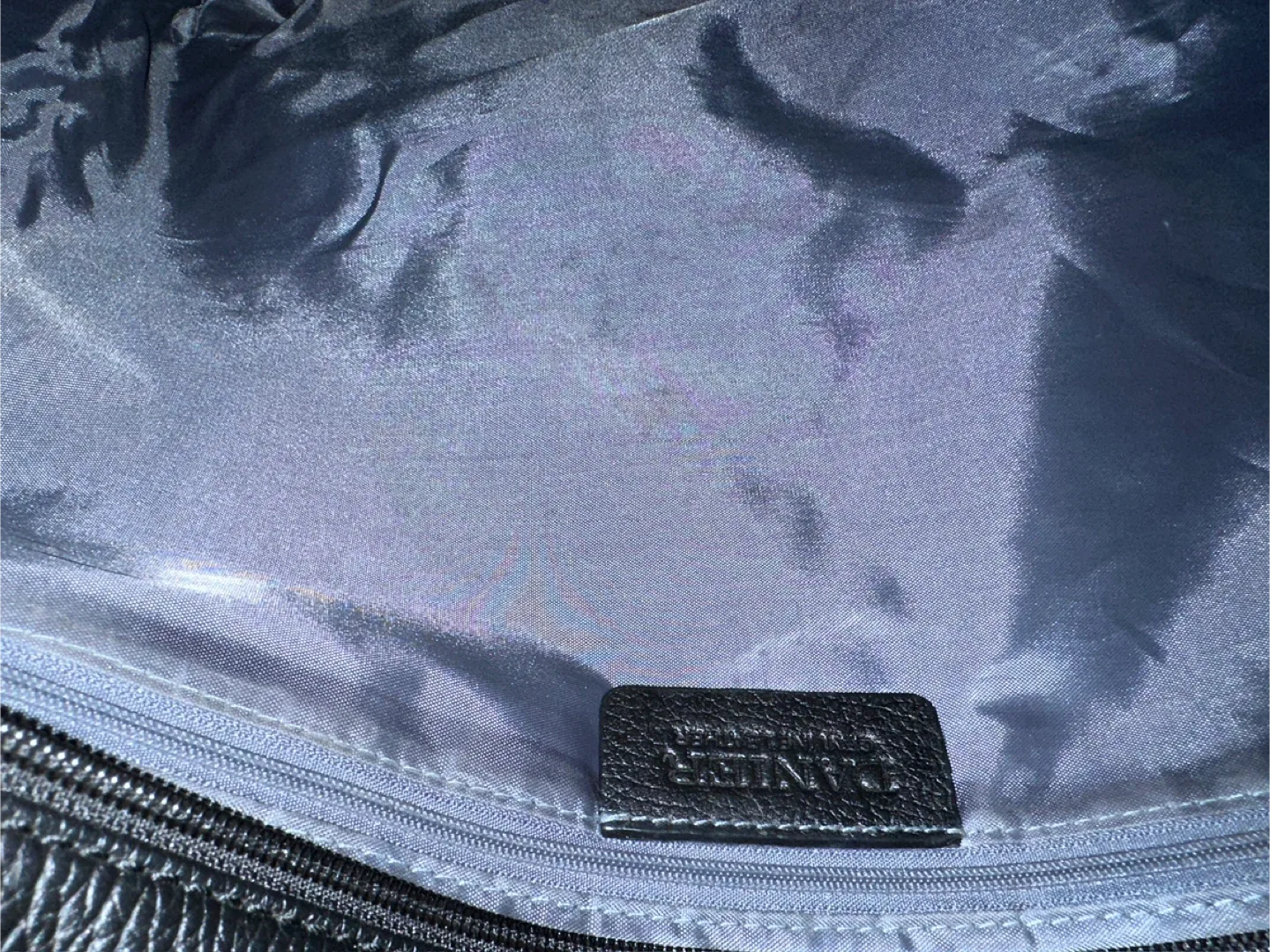 Danier Leather Bag image indicator(3)