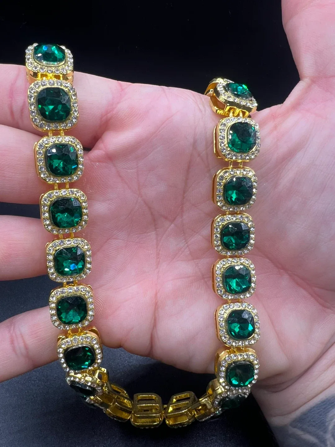 Emerald Crystal & Gold Gemstone Necklace thumbnail