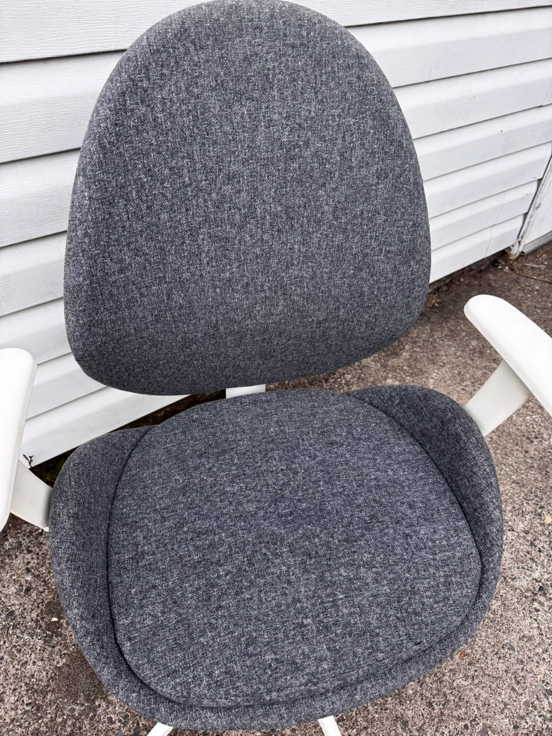 IKEA Grey Office Chair - Like New! - photo 2