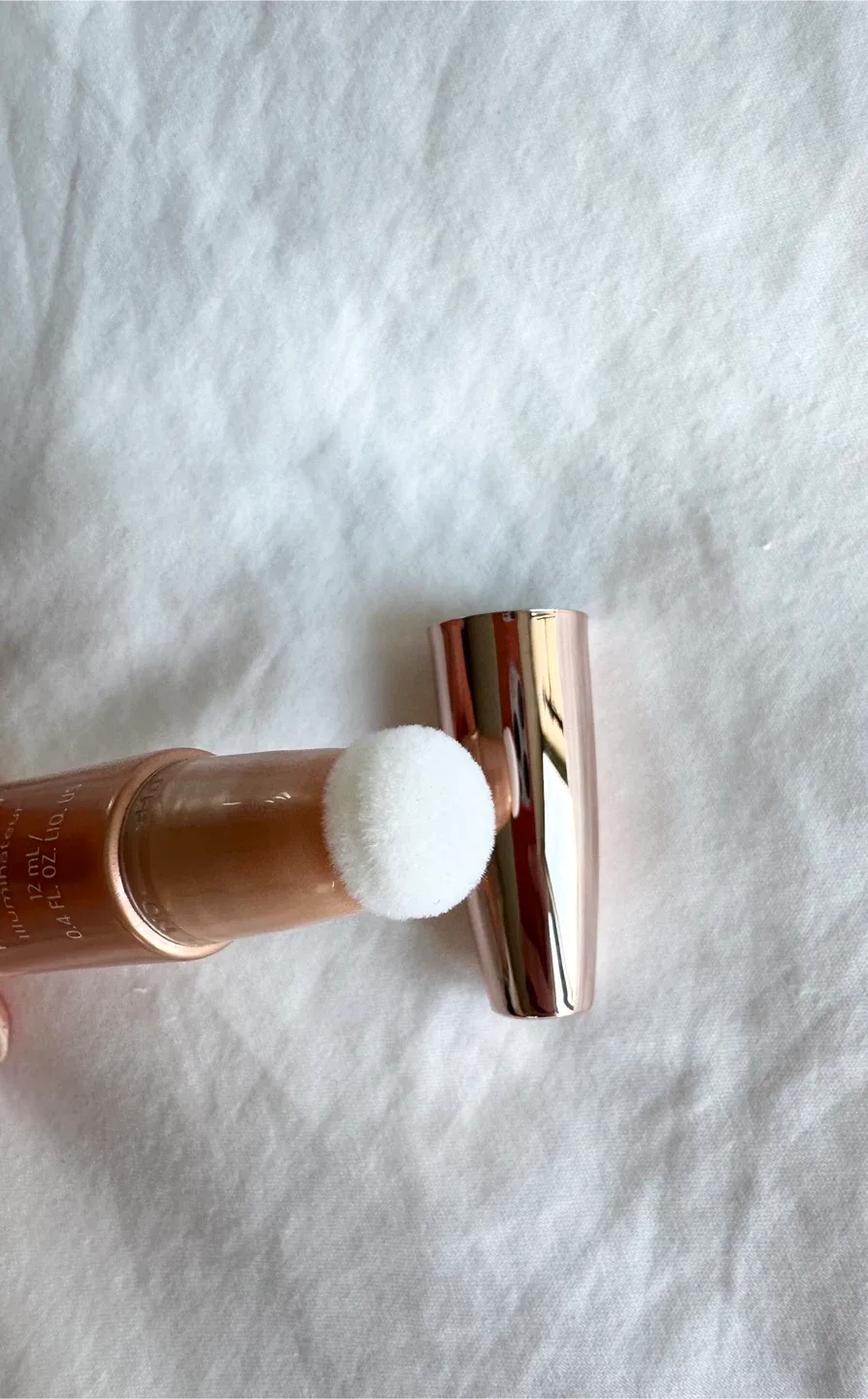 New Laura Mercier Liquid Highlighter Gold Glow image indicator(3)