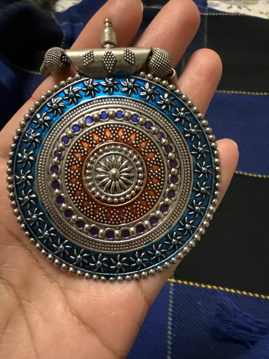 Silver Tone Mandala Pendant Necklace - photo 2