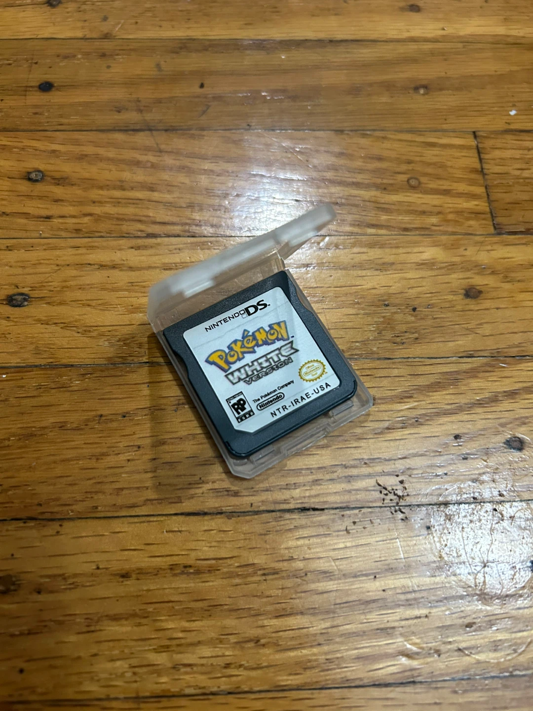 Pokémon White Version Nintendo DS Game