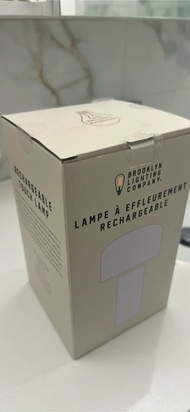 Brooklyn Lighting Co. Rechargeable Touch Lamp image indicator(2)