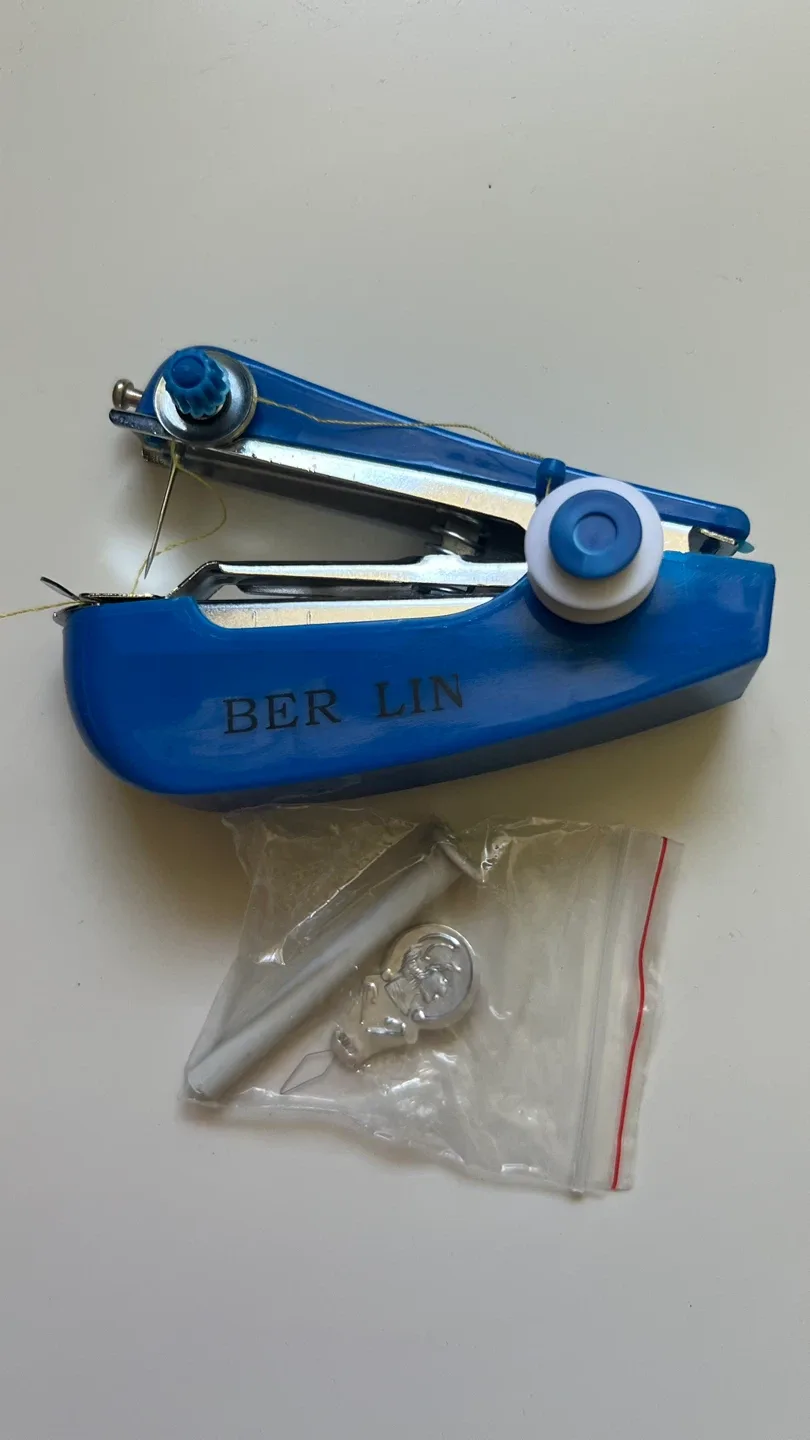 BER LIN Mini Sewing Machine - Portable image indicator(2)