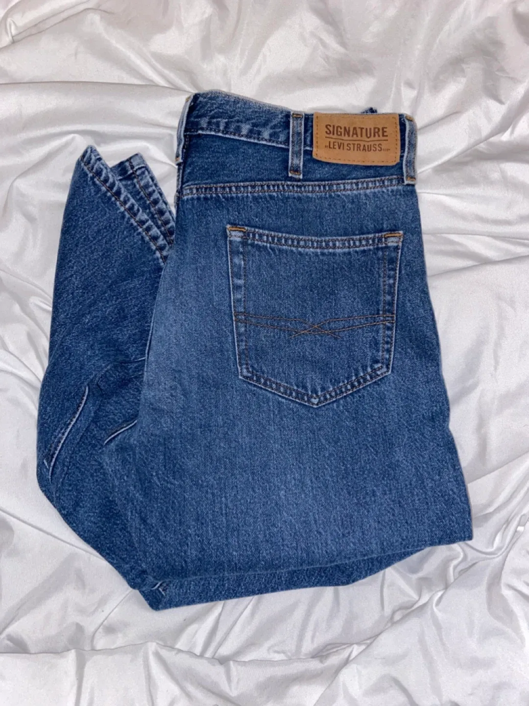 Signature Levi Strauss Jeans Size