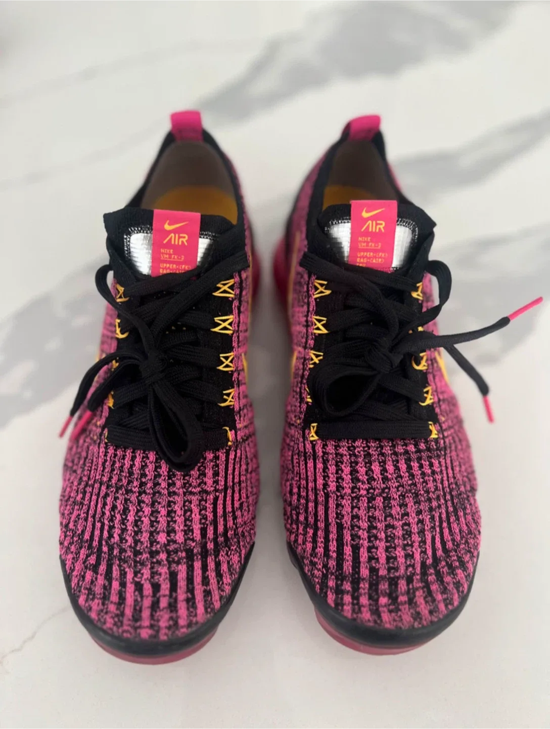 Nike VaporMax Flyknit 3 image indicator(2)