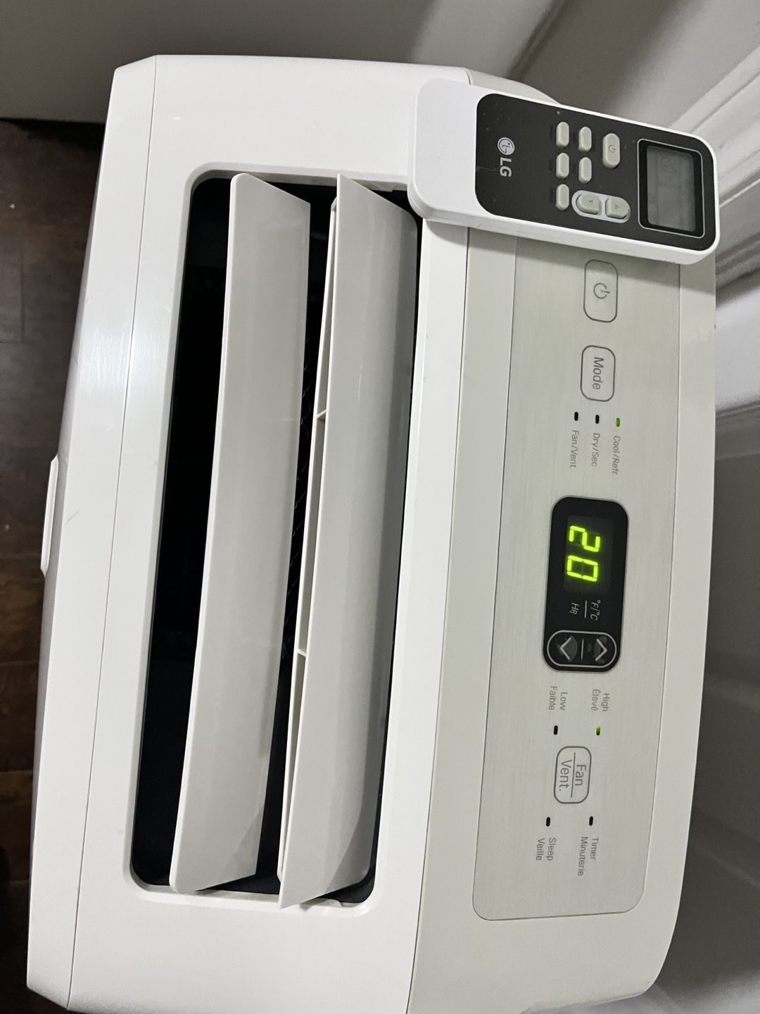 LG Portable Air Conditioner - photo 5