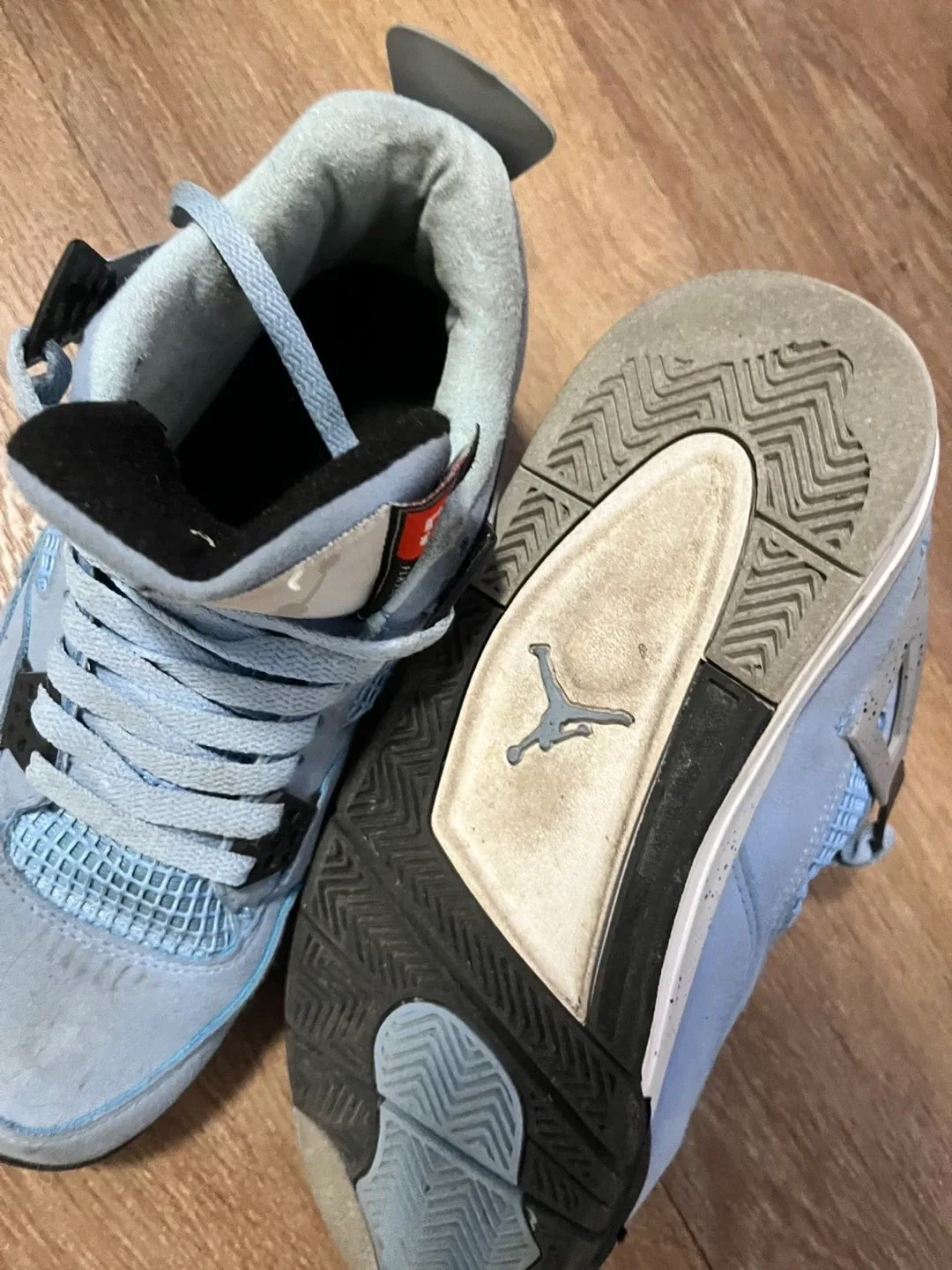 Air Jordan 4 Retro University Blue image indicator(2)