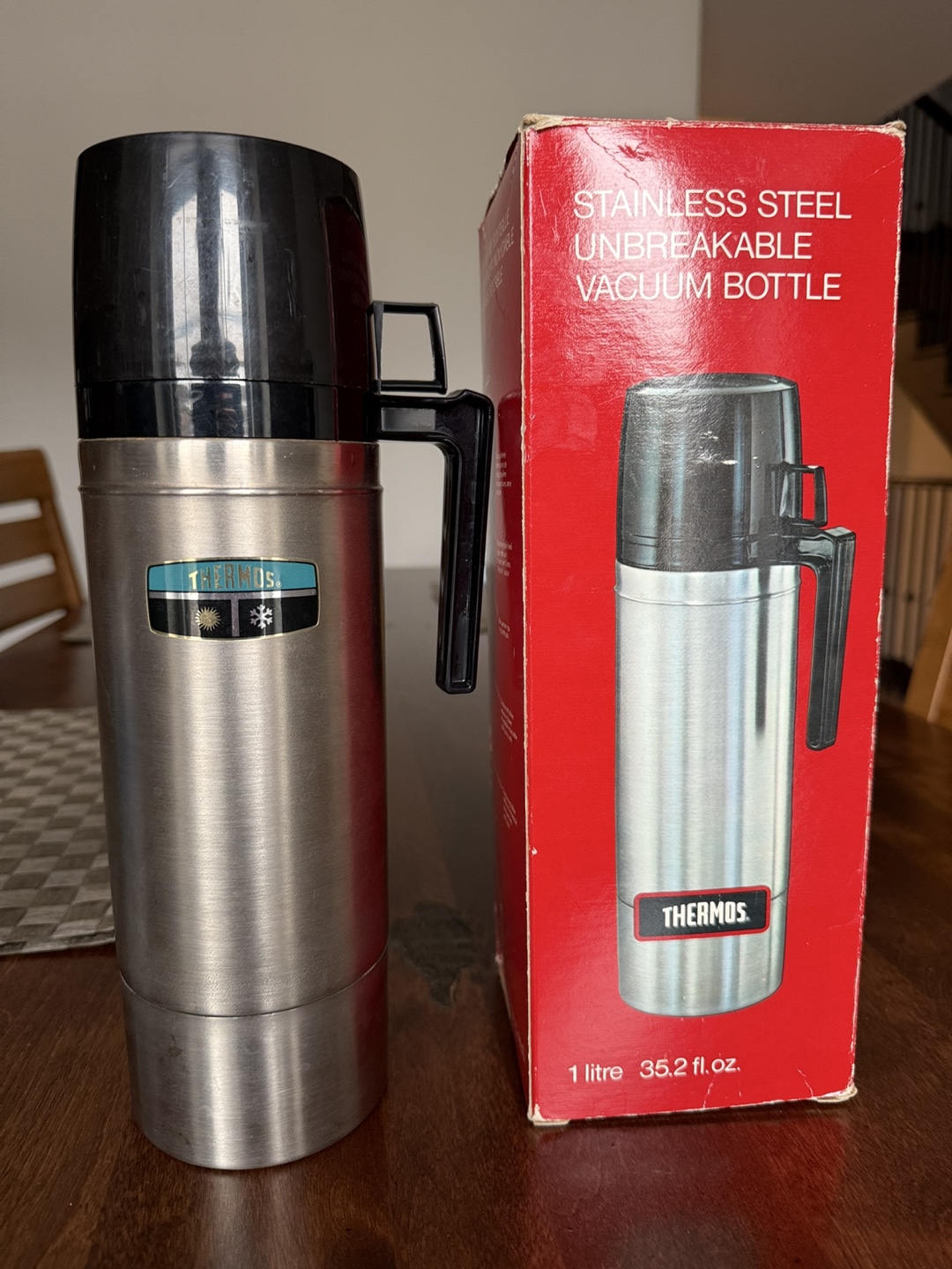 Thermos Stainless Steel Vacuum Bottle 1 Litre