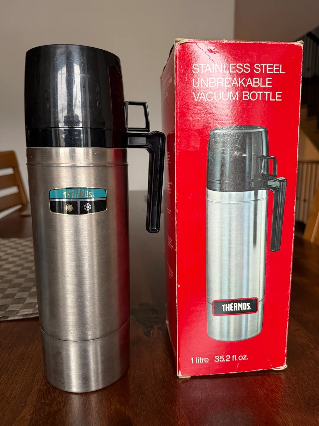 Thermos Stainless Steel Vacuum Bottle 1 Litre thumbnail