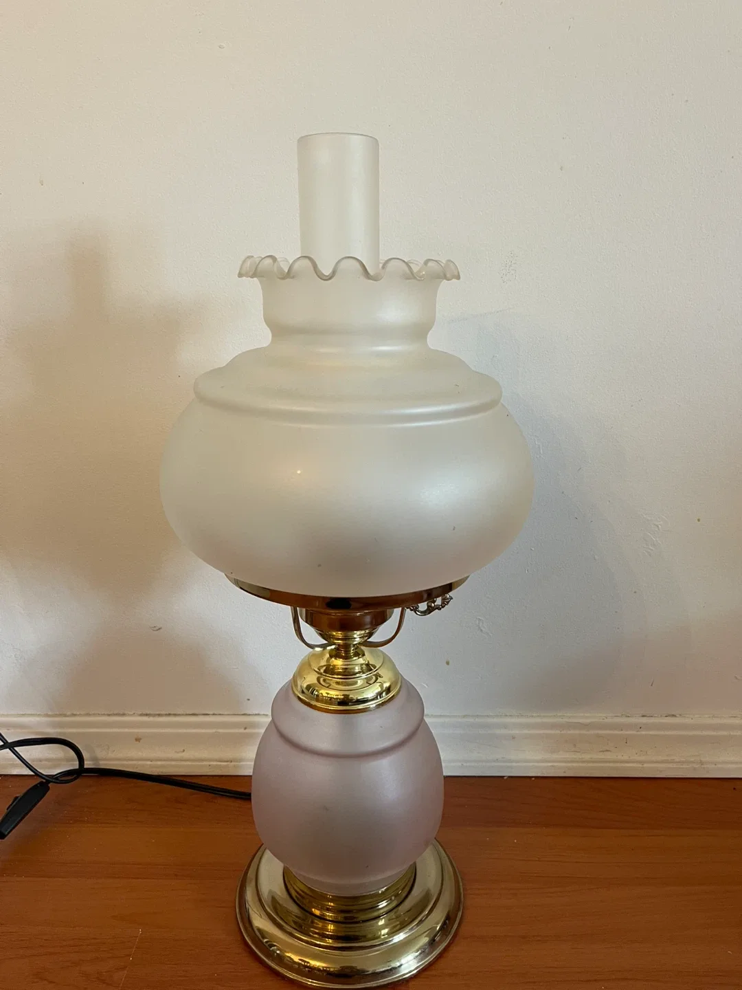 Vintage Hurricane Lamp - Pink & Gold Accent image indicator(4)