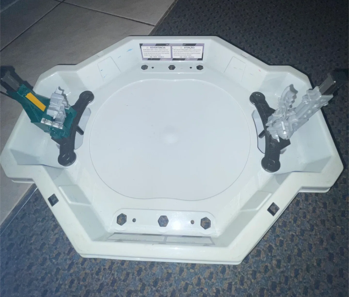 Beyblade Battle Arena image indicator(2)