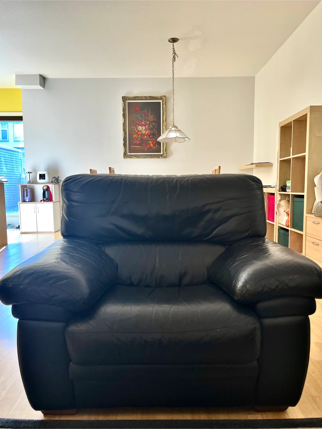 FREE 3-piece Sofa + Chairs Set (Genuine Italian Leather) - photo 4