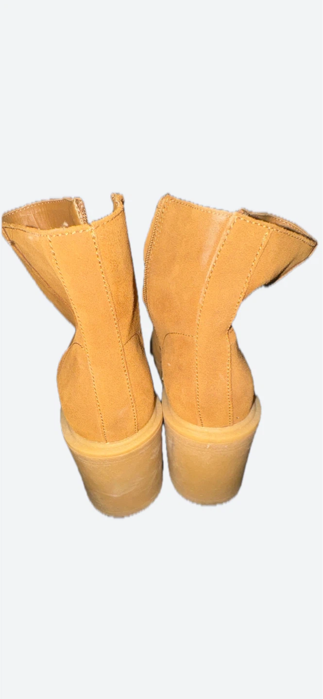 CELSEA Ankle Boots - Size 7.5 - photo 2