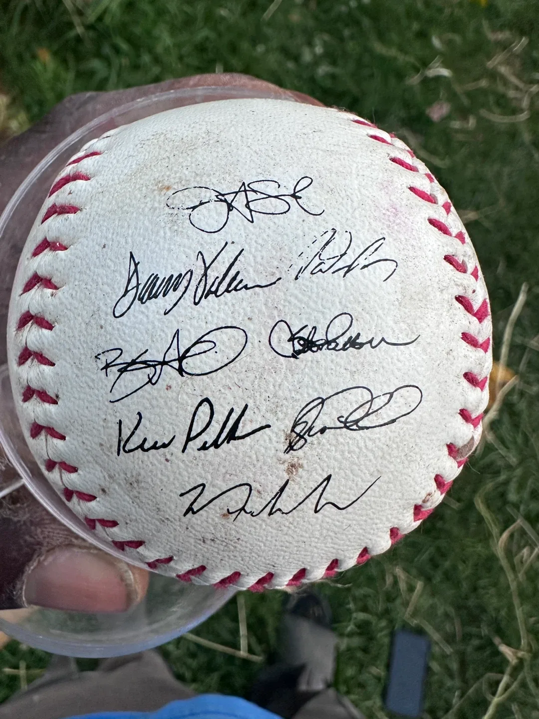 Toronto Blue Jays 2015 Autographed Baseball image indicator(2)