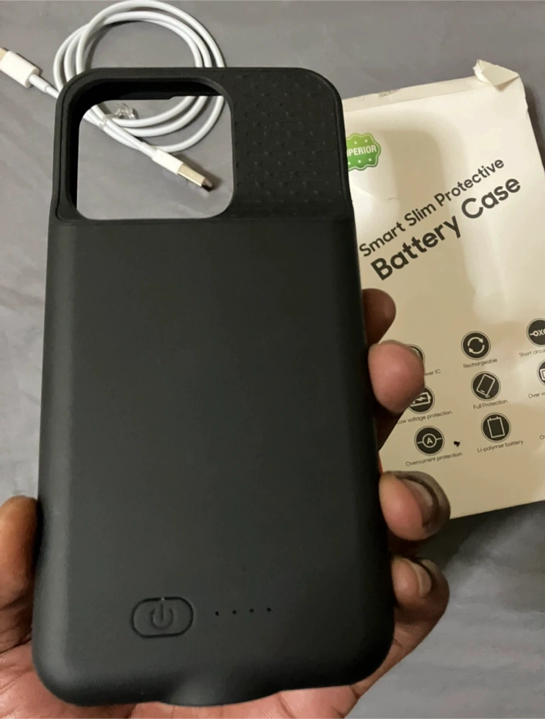 iPhone 15/15 Pro Charging Case & Screen Protector - photo 2
