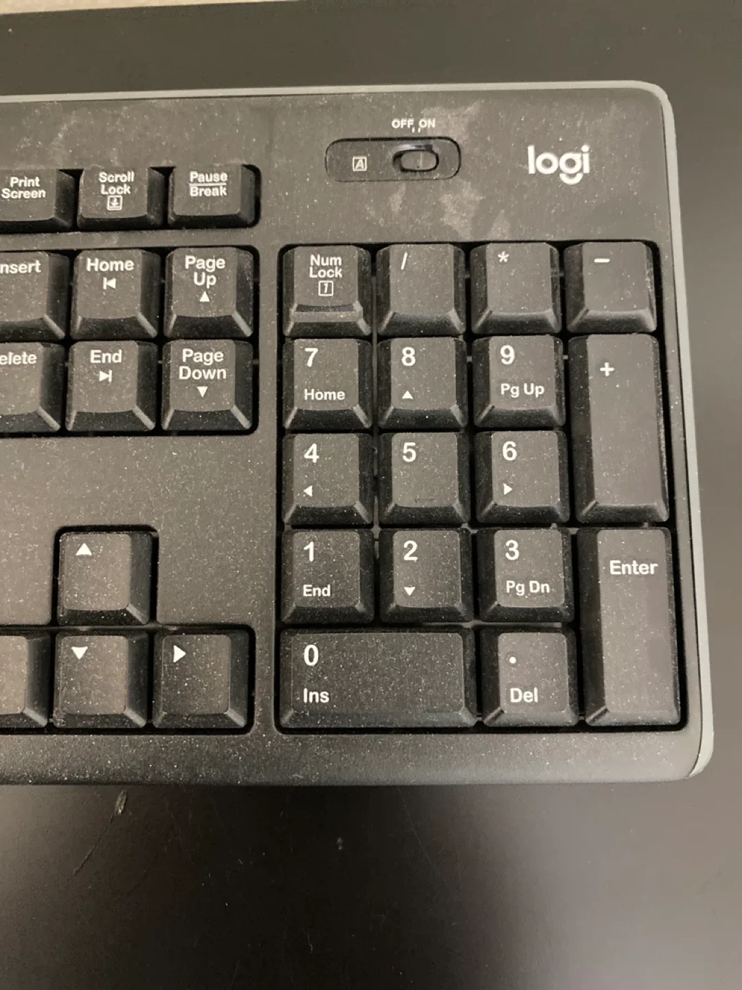 Logitech Wireless Mouse and Keyboard image indicator(3)