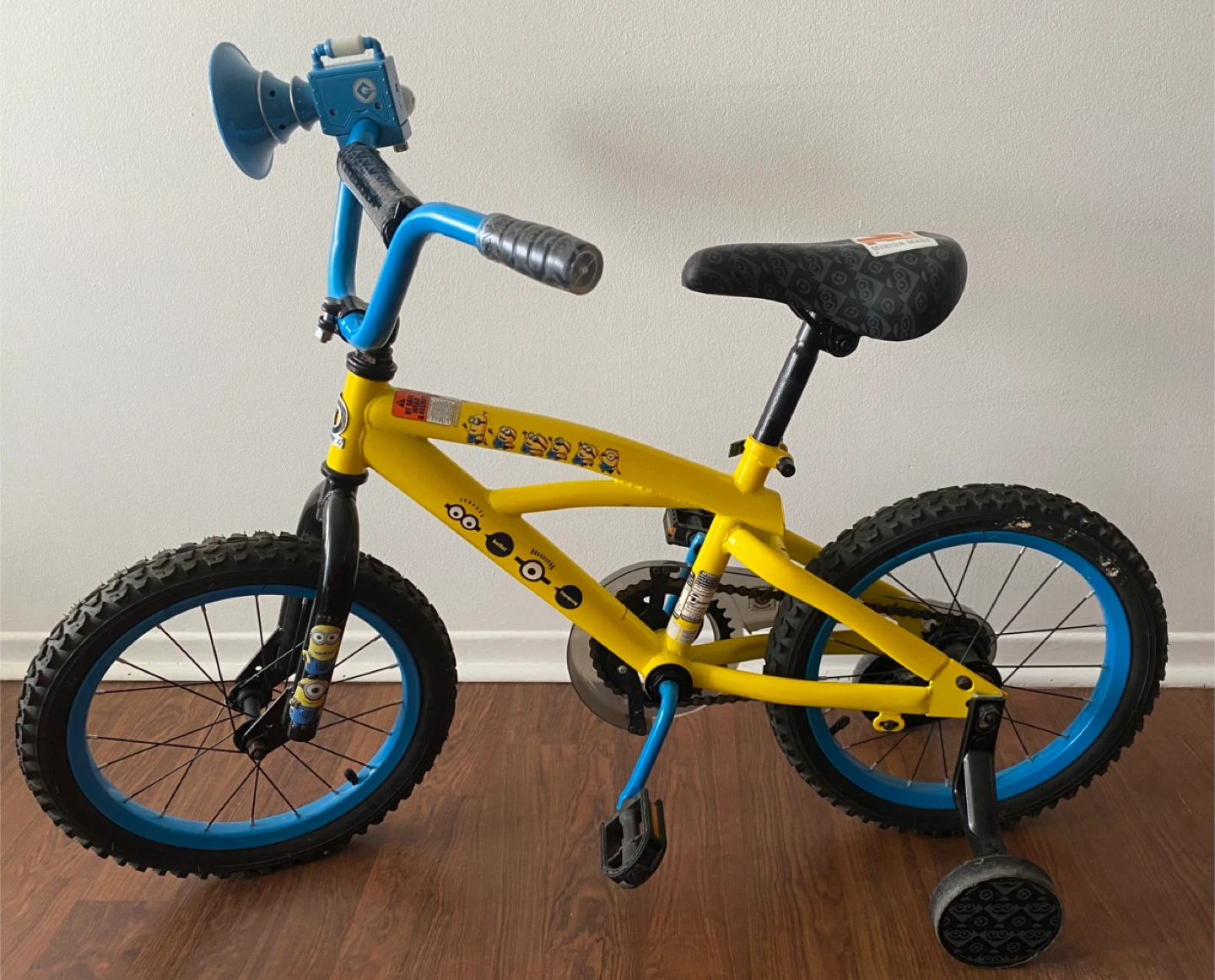 Despicable Me Minions 16 inch Kids' Bike - photo 4
